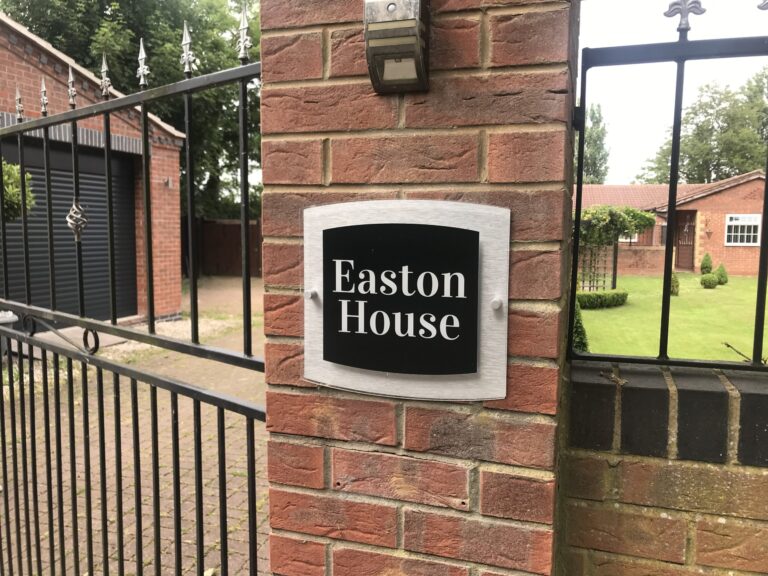 1736 4ec442a1029d50b52c9149548c3e38e8 1 scaled 768x576