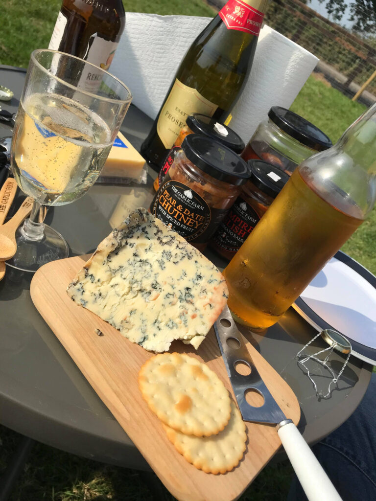 1737 20dc077105d83049c4d07a3b9ce80326 1 768x1024