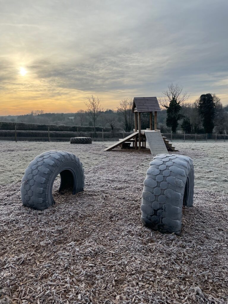 2032 ab8b05d43a8d98a84436cc8a044d2138 1 768x1024