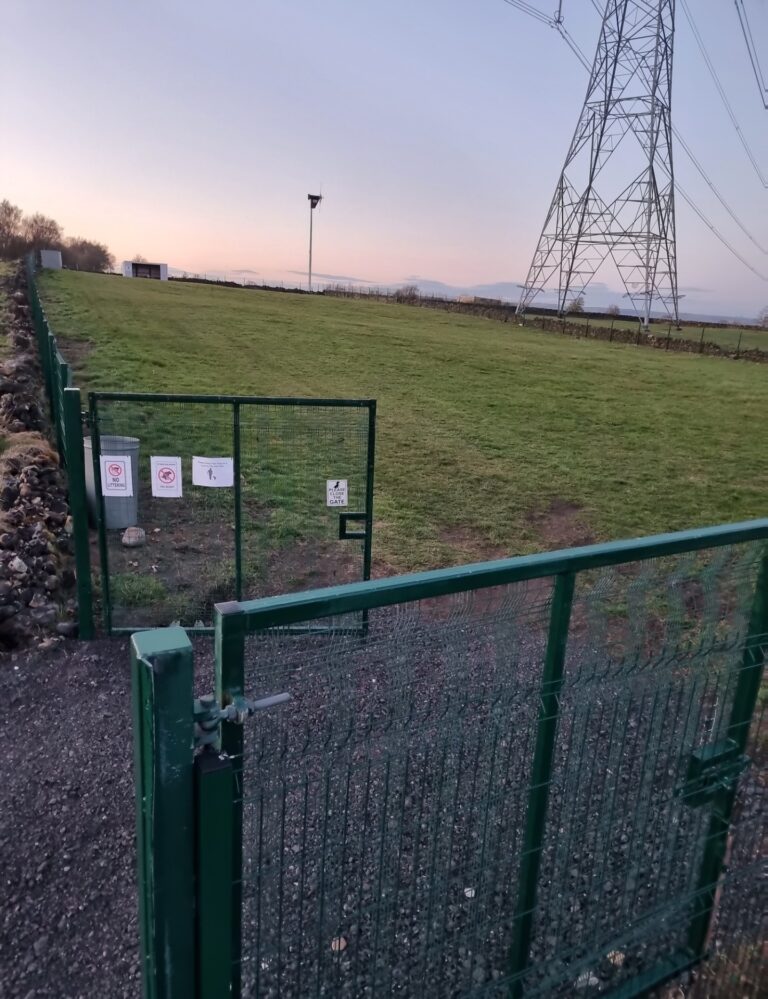 2093 ff7139def3b54bb5cd94047a8b29f85e 1 768x999