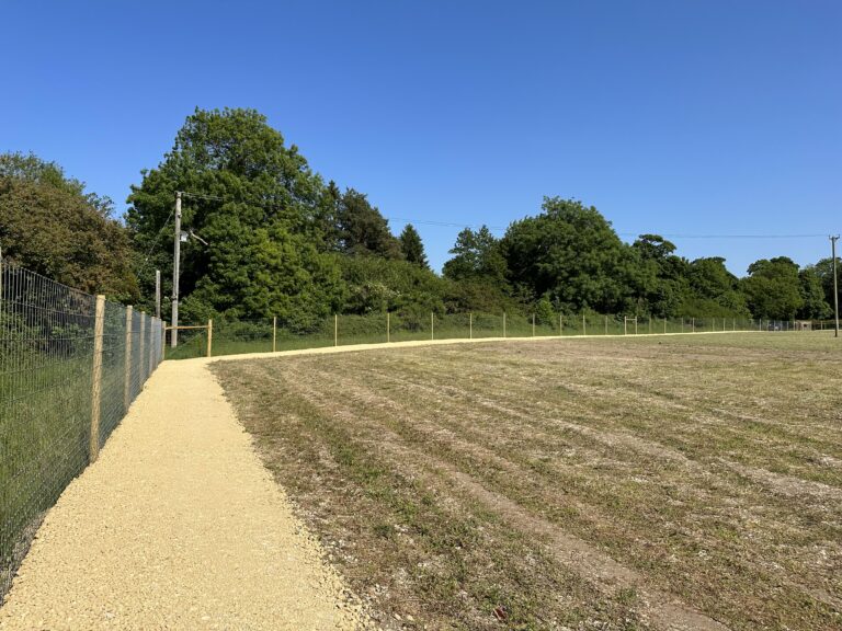 2220 64efee056b75bbce86f7d2e7ead5b3cf 1 768x576