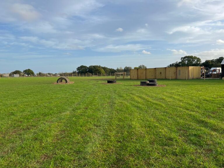 2289 f52d2228f75be790ffd6c01bfc147d75 1 768x576